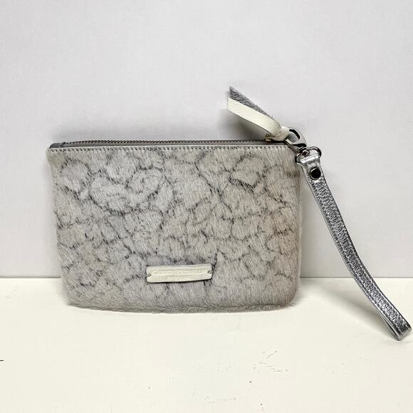 Carrie Dunham Hair on Hide Winter White Silver Metallic Wristlet - Picture 1 of 6